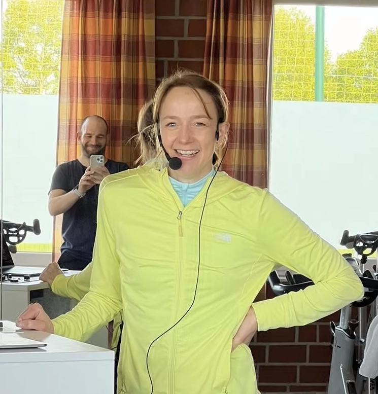 vfl-oythe_indoor-cycling_anja